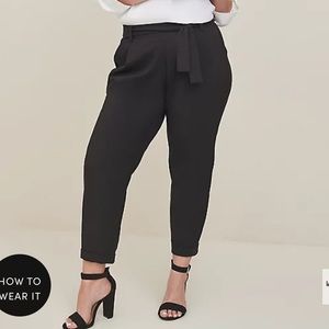 Torrid | Mid-Rise Black Dress Pants | 00 | NWOT